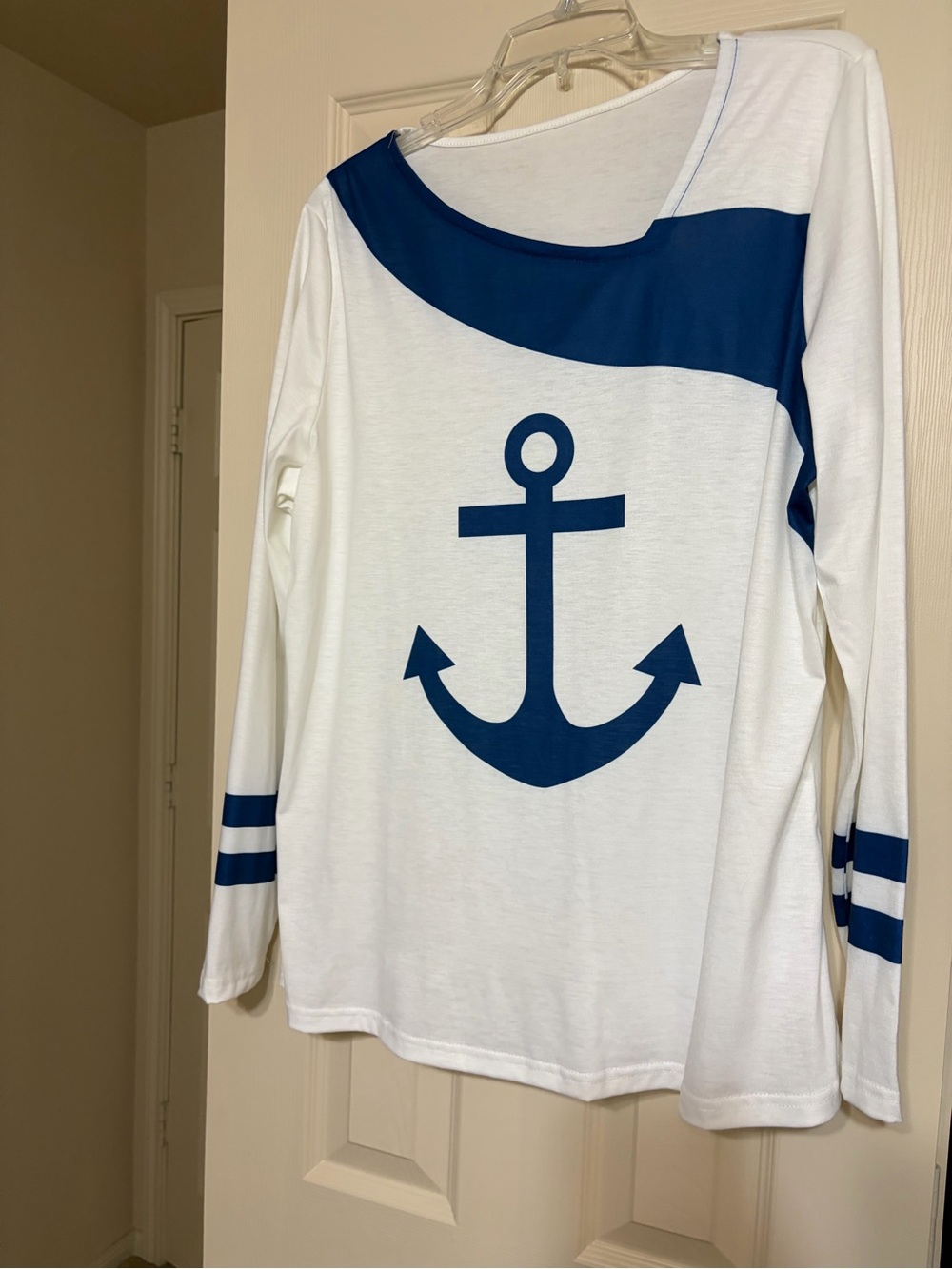 SHEIN White Long-Sleeve Nautical Anchor Tee with Navy Accents